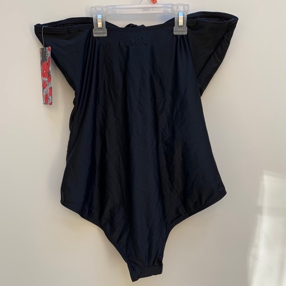 New Women’s Halter Top Black Swim Suit - Picture 3 of 3